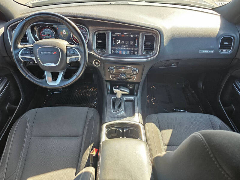 2017 Dodge Charger SXT