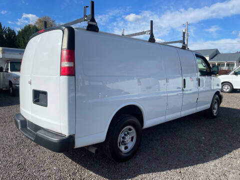 2017 Chevrolet Express 2500