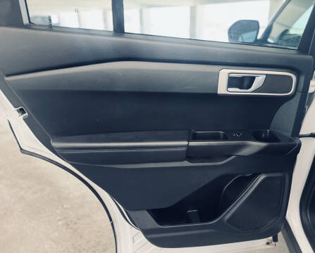 2020 Ford Explorer