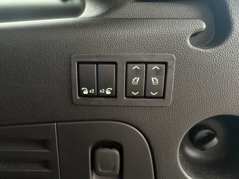 2018 Cadillac Escalade ESV Luxury