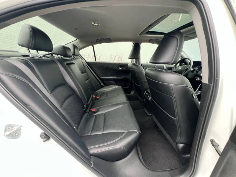 2017 Honda Accord Hybrid Touring