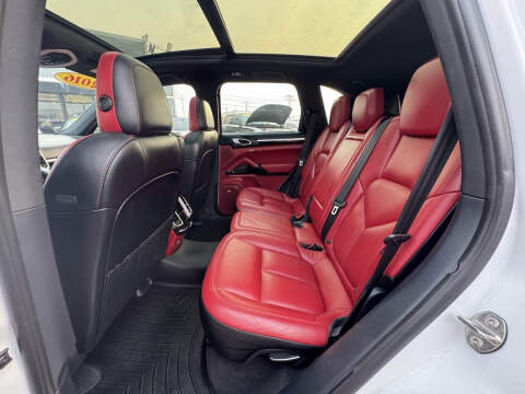 2016 Porsche Cayenne