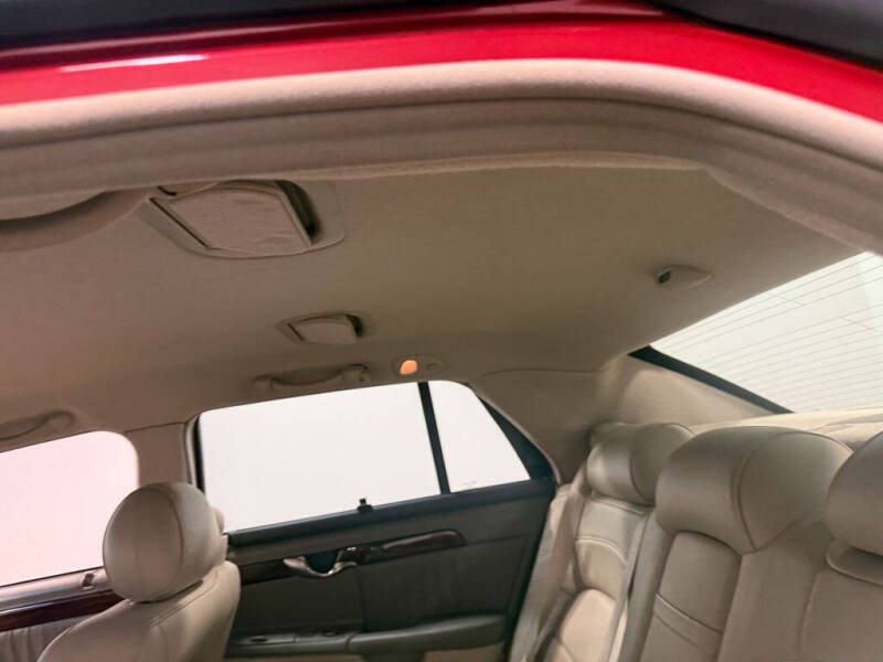 2005 Cadillac DeVille DHS