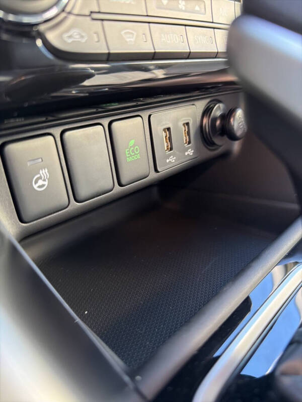 2025 Mitsubishi Eclipse Cross Black Edition