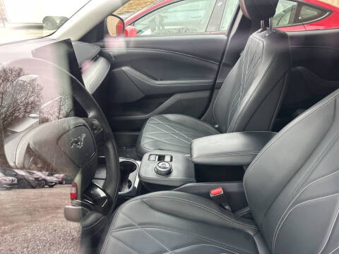 2021 Ford Mustang Mach-E Select