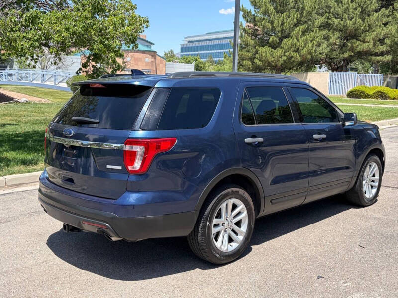 2016 Ford Explorer