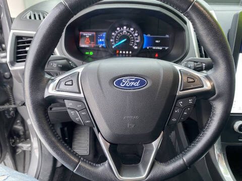 2023 Ford Edge Titanium