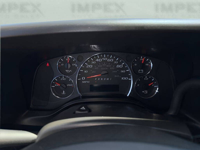 2024 Chevrolet Express 2500