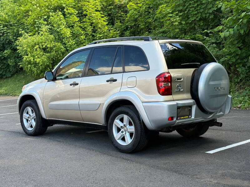 2005 Toyota RAV4