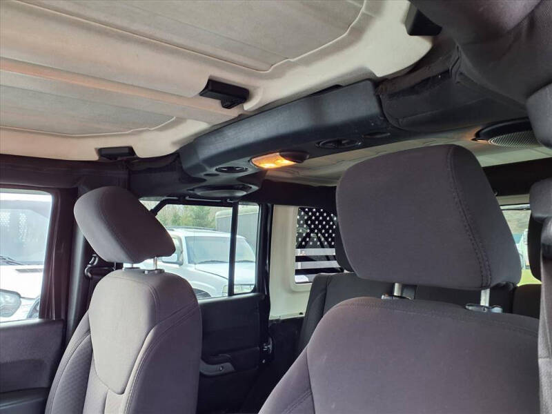 2013 Jeep Wrangler Unlimited Freedom Edition