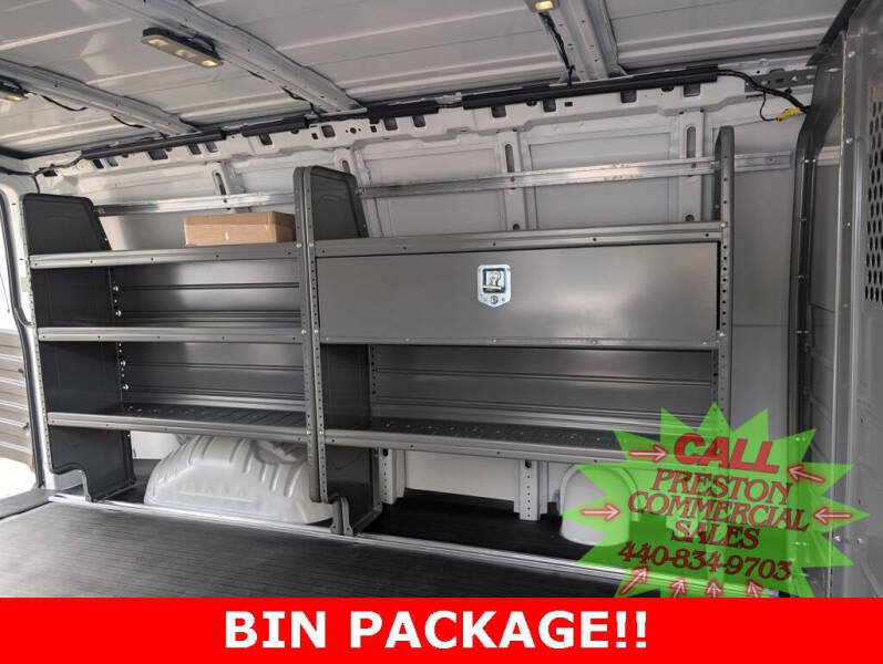 2025 Chevrolet Express 2500