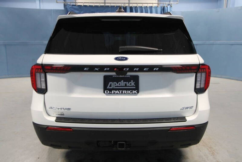 2025 Ford Explorer Active