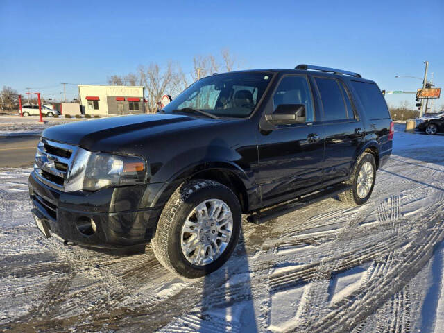 2013 Ford Expedition for sale at Bigfoot Auto in Hiawatha, IA