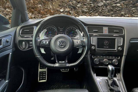 2016 Volkswagen Golf R