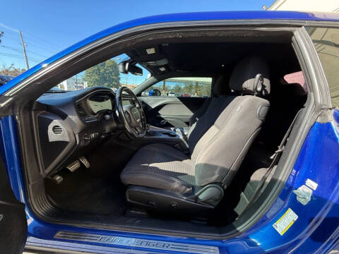 2019 Dodge Challenger SXT