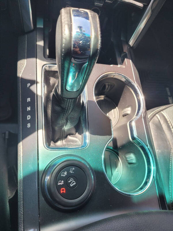 2017 Ford Explorer Platinum