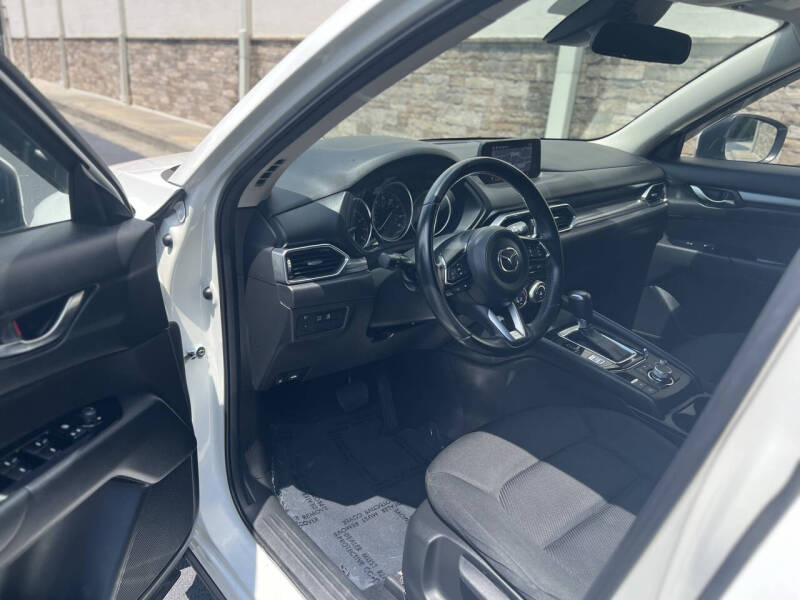 2020 Mazda CX-5 Sport