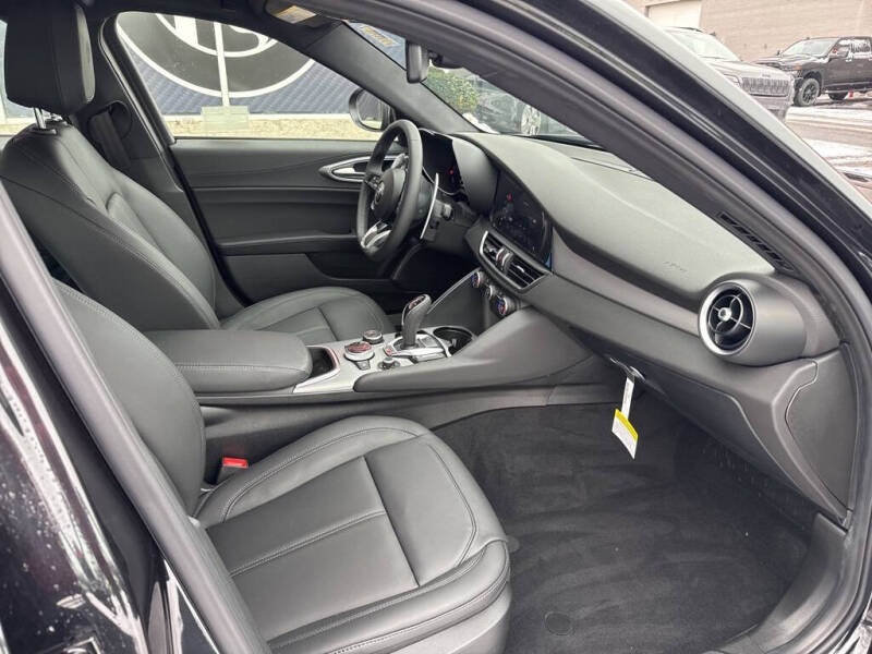 2025 Alfa Romeo Giulia