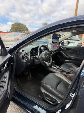 2015 Mazda MAZDA3 i Grand Touring