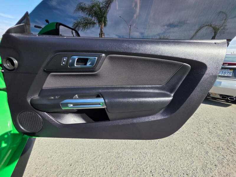 2019 Ford Mustang EcoBoost