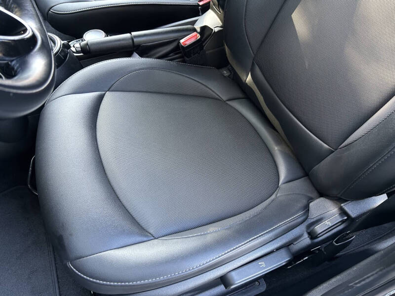 2015 MINI Hardtop 4 Door Cooper