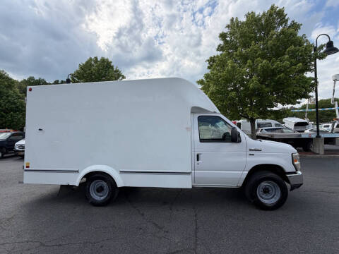 2015 Ford E-Series E-350 SD