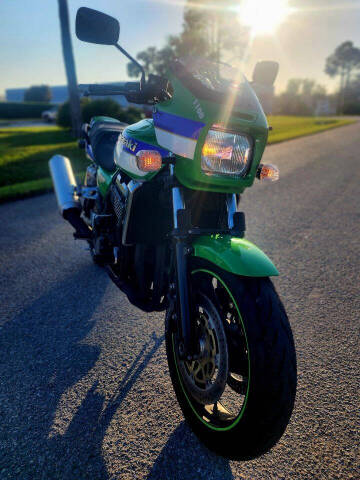 2000 Kawasaki ZR-X1100