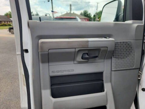 2009 Ford E-Series E-150