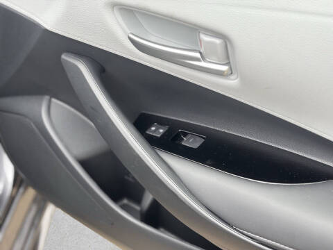 2024 Toyota Corolla Hatchback SE