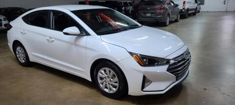 2020 Hyundai Elantra for sale at Car Maverick in Addison TX