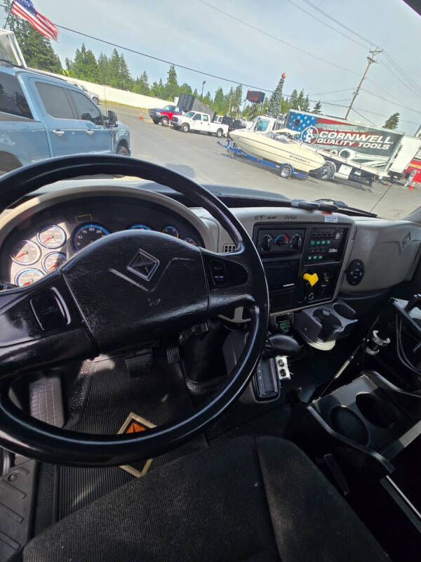 2017 International DuraStar 4300