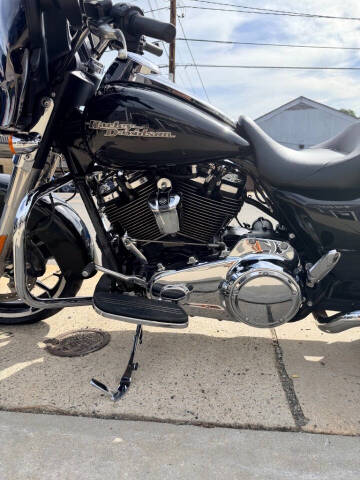 2020 Harley-Davidson Street Glide FLHX