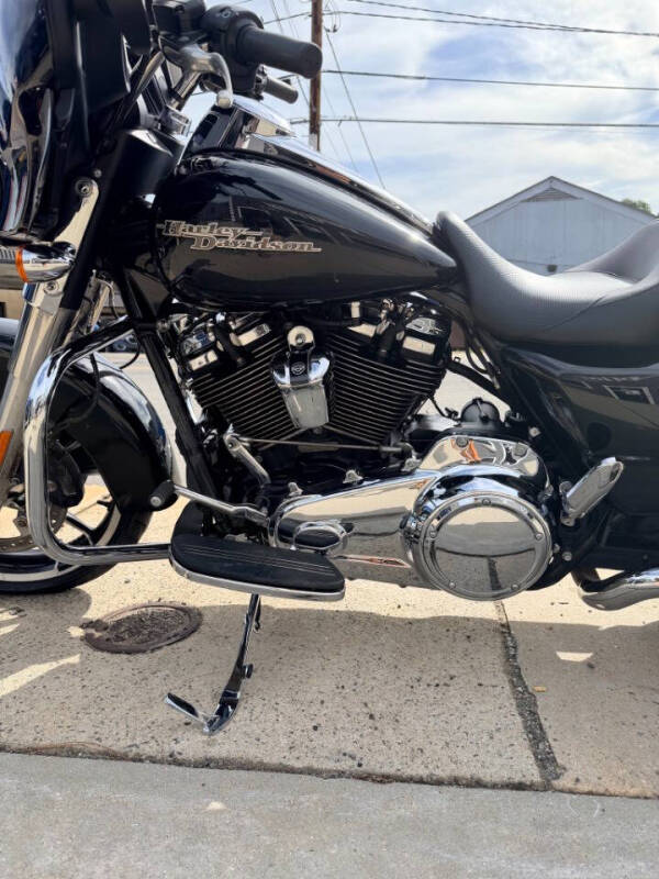 2020 Harley-Davidson Street Glide FLHX
