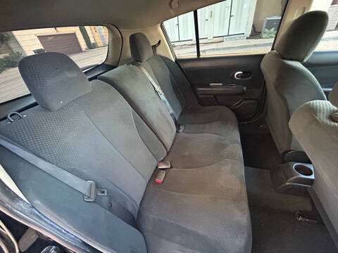 2012 Nissan Versa 1.8 S