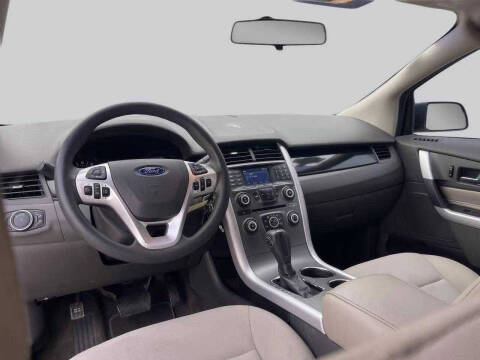 2014 Ford Edge SE