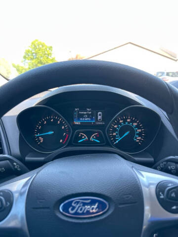 2016 Ford Escape SE