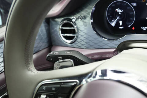 2023 Bentley Bentayga EWB