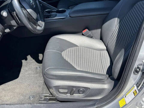 2021 Toyota Camry SE