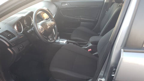 2017 Mitsubishi Lancer ES