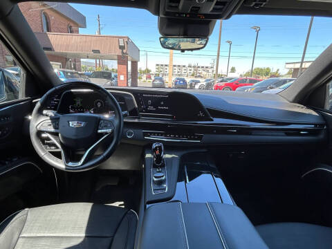 2023 Cadillac Escalade Sport