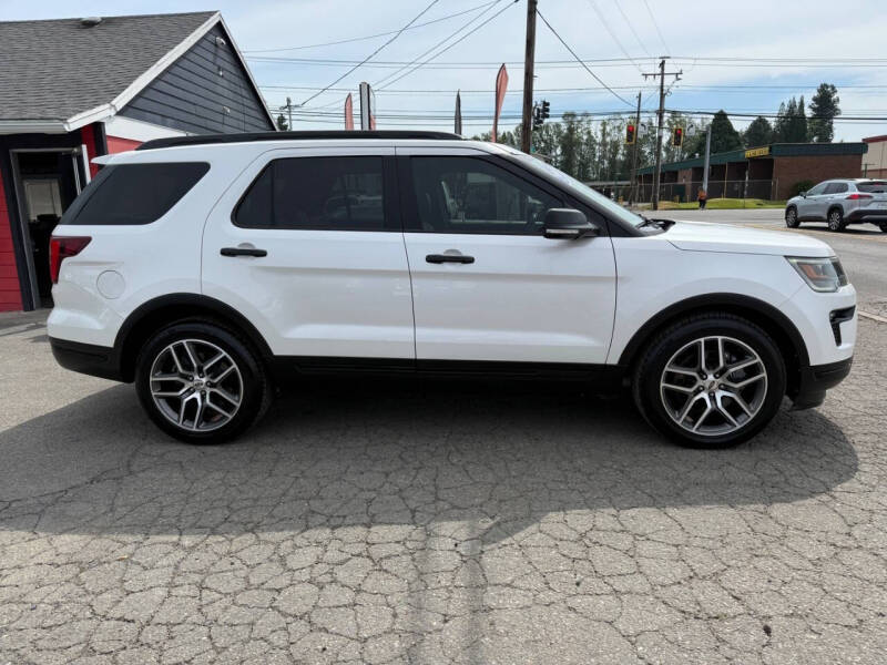 2018 Ford Explorer Sport