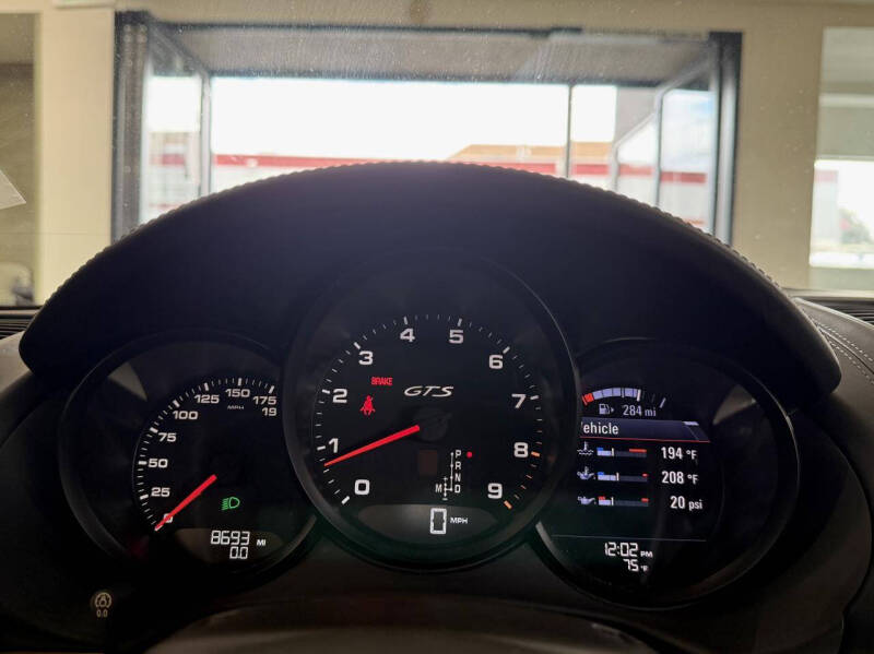 2015 Porsche Cayman GTS