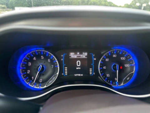2017 Chrysler Pacifica Touring-L