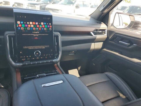 2025 GMC Yukon Denali