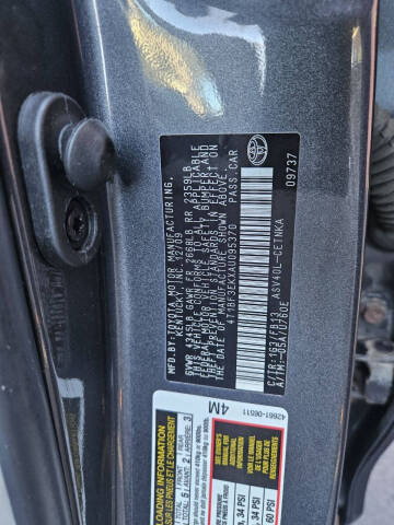 2010 Toyota Camry LE