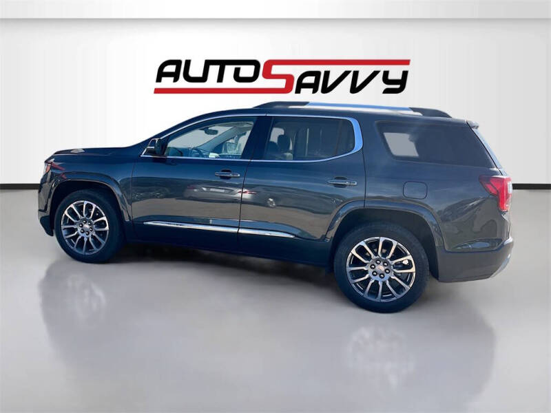 2022 GMC Acadia Denali