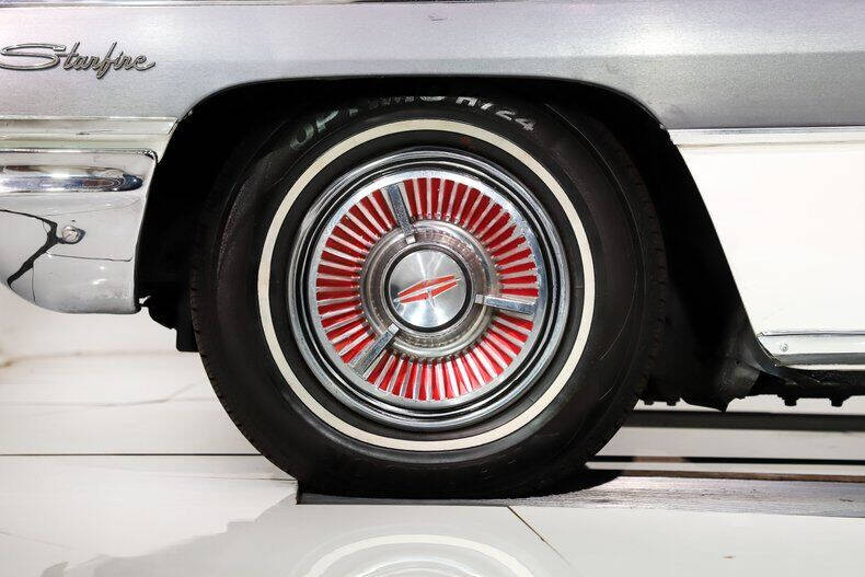1962 Oldsmobile Starfire