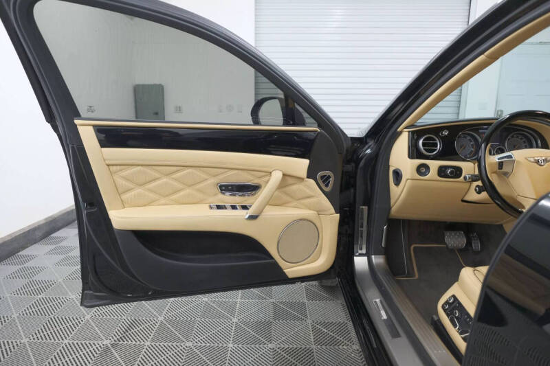 2014 Bentley Flying Spur