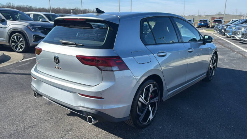 2026 Volkswagen Golf GTI SE