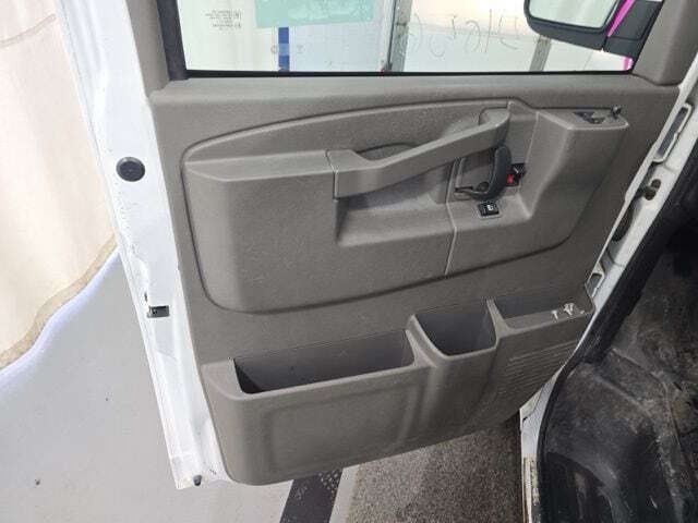 2023 GMC Savana 2500